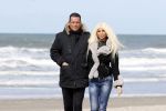 Scheveningen 3 april 2020
Samantha de Jong Barbie met haar nieuwe vriend op het strand van Scheveningen