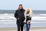 Scheveningen 3 april 2020
Samantha de Jong Barbie met haar nieuwe vriend op het strand van Scheveningen