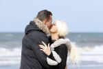 Scheveningen 3 april 2020
Samantha de Jong Barbie met haar nieuwe vriend op het strand van Scheveningen
