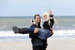 Scheveningen 3 april 2020
Samantha de Jong Barbie met haar nieuwe vriend op het strand van Scheveningen