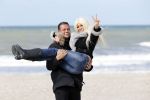 Scheveningen 3 april 2020
Samantha de Jong Barbie met haar nieuwe vriend op het strand van Scheveningen