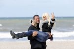 Scheveningen 3 april 2020
Samantha de Jong Barbie met haar nieuwe vriend op het strand van Scheveningen