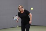 Cruqius 1 april 2020
Diederik v Maren tennist 24 uur voor het ouderenfonds. Diederik tennist oa tegen Selma v Dijk