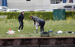 Maarssen 14 april 2020
Wesley Sneijder , zijn broers Rodney en Jeffrey zijn aan het vissen op het Amsterdam Rijn kanaal. Ook een vriend is erbij.