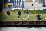 Maarssen 14 april 2020
Wesley Sneijder , zijn broers Rodney en Jeffrey zijn aan het vissen op het Amsterdam Rijn kanaal. Ook een vriend is erbij.