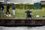 Maarssen 14 april 2020
Wesley Sneijder , zijn broers Rodney en Jeffrey zijn aan het vissen op het Amsterdam Rijn kanaal. Ook een vriend is erbij.