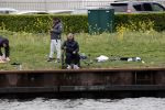Maarssen 14 april 2020
Wesley Sneijder , zijn broers Rodney en Jeffrey zijn aan het vissen op het Amsterdam Rijn kanaal. Ook een vriend is erbij.
