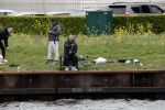 Maarssen 14 april 2020
Wesley Sneijder , zijn broers Rodney en Jeffrey zijn aan het vissen op het Amsterdam Rijn kanaal. Ook een vriend is erbij.