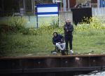 Maarssen 14 april 2020
Wesley Sneijder , zijn broers Rodney en Jeffrey zijn aan het vissen op het Amsterdam Rijn kanaal. Ook een vriend is erbij.
