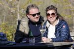 Loosdrecht 4 april 2020
Wesly Bronkhorst aan het varen op de Loosdrechtse plassen met zijn nieuwe vriendin Claudia de Jong.