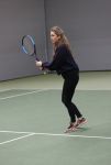 Cruqius 1 april 2020
Diederik v Maren tennist 24 uur voor het ouderenfonds. Diederik tennist oa tegen Zangeres Do Zangeres Dominique v Hulst
