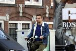 Amsterdam 30 maart 2021
Alex Klaassen op de fiets in Amsterdam.