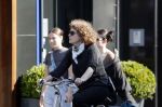 Amsterdam 30maart 2021
Henriette Tol op de fiets in Amsterdam zuid