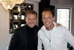 Nieuwegein 22 maart 2021
Opnames videoclip John de Bever met Wilfred Genee en  zijn vrouw Lili. De opnames vinden plaats bij Wills. John met partner Kees
