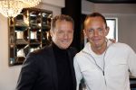 Nieuwegein 22 maart 2021
Opnames videoclip John de Bever met Wilfred Genee en  zijn vrouw Lili. De opnames vinden plaats bij Wills. John met partner Kees