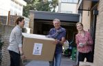 Noordwijk 31 maart 2021
Martien Meiland en Leroy Molkenboer  helpen mee met de verhuizing naar hun nieuwe huis