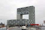 Amsterdam 21 maart 2021
In dir complex â€œpontsteigerâ€ woont Won Yip Marcel Boekhoorn en Matthijs v Nieuwkerk