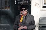 Amsterdam 26 maart 2021
Peter Faber op zijn vaste stek tijdens Corona bij cafe Kobalt