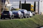 Bergschenhoek 28 maart 2021
Voor het huis van de ouders van Sarah v Soelen staan Andre Hazes zijn auto en de auto van zijn moeder Rachel.