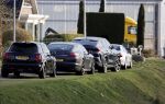 Bergschenhoek 28 maart 2021
Voor het huis van de ouders van Sarah v Soelen staan Andre Hazes zijn auto en de auto van zijn moeder Rachel.