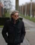 Zwolle 27 maart 2021
Sander v Betten bij zijn huis in Zwolle. Sander is de vriend van Erica Meiland