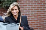 Bergschenhoek 11 maart 2021
Sarah v Soelen de nieuwe vriendin van Andre Hazes . Ze gaat met de Bentley met haar moeder naar schoonheidssalon.