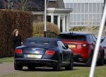 Bergschenhoek 11 maart 2021
Sarah v Soelen de nieuwe vriendin van Andre Hazes . Ze gaat met de Bentley met haar moeder naar schoonheidssalon.