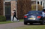 Bergschenhoek 11 maart 2021
Sarah v Soelen de nieuwe vriendin van Andre Hazes . Ze gaat met de Bentley met haar moeder naar schoonheidssalon.
