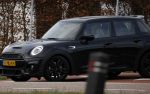 Bergschenhoek 11 maart 2021
Sarah v Soelen de nieuwe vriendin van Andre Hazes . Ze gaat met de Bentley met haar moeder naar schoonheidssalon.
