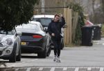 Bergschenhoek 11 maart 2021
Sarah v Soelen de nieuwe vriendin van Andre Hazes . Ze gaat met de Bentley met haar moeder naar schoonheidssalon.
