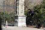 Amsterdam 2 maart 2021
De gemeente heeft op twee na alle ingangen van het vondelpark gesloten.