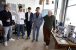 Bloemendaal 7 april 2022
Presentatie schoen van Beau v Erven Dorens in samenwerking met schoenenmerk Rehab. Beau komt al kite surfend aan . Zijn zonen zijn broers en vader zijn ook aanwezig bij strandtent de Republiek.