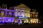 Amsterdam 4 maart 2022
Het concertgebouw is geel blauw uitgelicht icm de oorlog in Oekraine