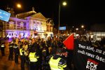 Amsterdam 4 maart 2022
Boekpresentatie Thierry Baudet in restaurant Barpiazzo  op museumplein . Davide zijn vrouw was natuurlijk aanwezig . Buiten stonden demonstranten