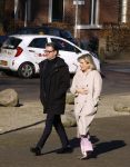 Laren 8 maart 2022
Prinses Beatrix opent een nieuwe gedeelte van het Singer museum in Laren . Prinses Beatrix arriveeert in haar nieuwe verlengde Audi A8 Hybride. Erik de Zwart met zijn vrouw