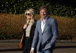 Laren 8 maart 2022
Prinses Beatrix opent een nieuwe gedeelte van het Singer museum in Laren . Prinses Beatrix arriveeert in haar nieuwe verlengde Audi A8 Hybride. Frits Sissing met zijn vrouw