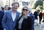 Laren 8 maart 2022
Prinses Beatrix opent een nieuwe gedeelte van het Singer museum in Laren . Prinses Beatrix arriveeert in haar nieuwe verlengde Audi A8 Hybride. Frits Sissing met zijn vrouw