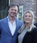 Laren 8 maart 2022
Prinses Beatrix opent een nieuwe gedeelte van het Singer museum in Laren . Prinses Beatrix arriveeert in haar nieuwe verlengde Audi A8 Hybride. Frits Sissing met zijn vrouw