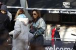 Amsterdam 5 maart 2022
Glennis Grace met de baby van Nienke Plas op de cornelis schuytstraat.