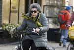 Amsterdam 2 maart 2022
Hanneke Groenteman op de fiets in Amsterdam zuid