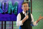 Maarssenbroek 1 maart 2022
Presentatie van Musical the Prom met rollen voor oa Pia Douwes Dennis Willekens Joke de Kruijf Barry Beijer Wieneke Remmers en Rogier Komproe. Hans Cornelissen is de producent.
