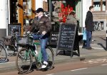 Amsterdam 7 maart 2022
Marc Marie Huybregts op de fiets in Amsterdam zuid.