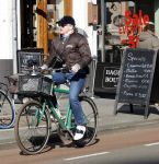 Amsterdam 7 maart 2022
Marc Marie Huybregts op de fiets in Amsterdam zuid.