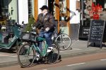 Amsterdam 7 maart 2022
Marc Marie Huybregts op de fiets in Amsterdam zuid.