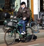 Amsterdam 7 maart 2022
Marc Marie Huybregts op de fiets in Amsterdam zuid.