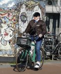 Amsterdam 7 maart 2022
Marc Marie Huybregts op de fiets in Amsterdam zuid.