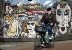 Amsterdam 7 maart 2022
Marc Marie Huybregts op de fiets in Amsterdam zuid.