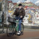 Amsterdam 7 maart 2022
Marc Marie Huybregts op de fiets in Amsterdam zuid.
