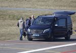 Eindhoven Tilburg 5 maart 2022
Max Verstappen zijn familie en manager Raymond Vermeulen landen met de private Jet van Max op eindhoven Airport . Ze kwamen van ibiza waar ze de verjaardag van Jos Verstappen (50) hebben gevierd. Max had daarna een afspraak in Tilburg.