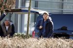 Eindhoven Tilburg 5 maart 2022
Max Verstappen zijn familie en manager Raymond Vermeulen landen met de private Jet van Max op eindhoven Airport . Ze kwamen van ibiza waar ze de verjaardag van Jos Verstappen (50) hebben gevierd. Max had daarna een afspraak in Tilburg.